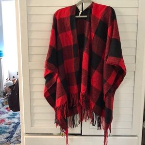 PINKBLUSH MATERNITY RED AND BLACK PLAID PONCH/WRAP